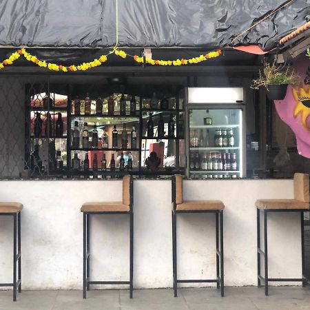 Big Daddy'S Inn Candolim Exterior photo