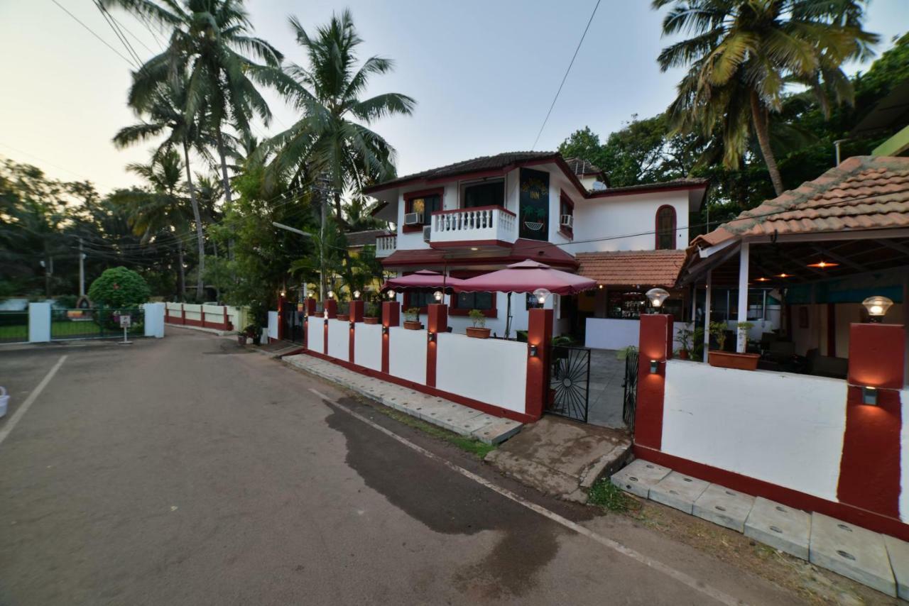 Big Daddy'S Inn Candolim Exterior photo