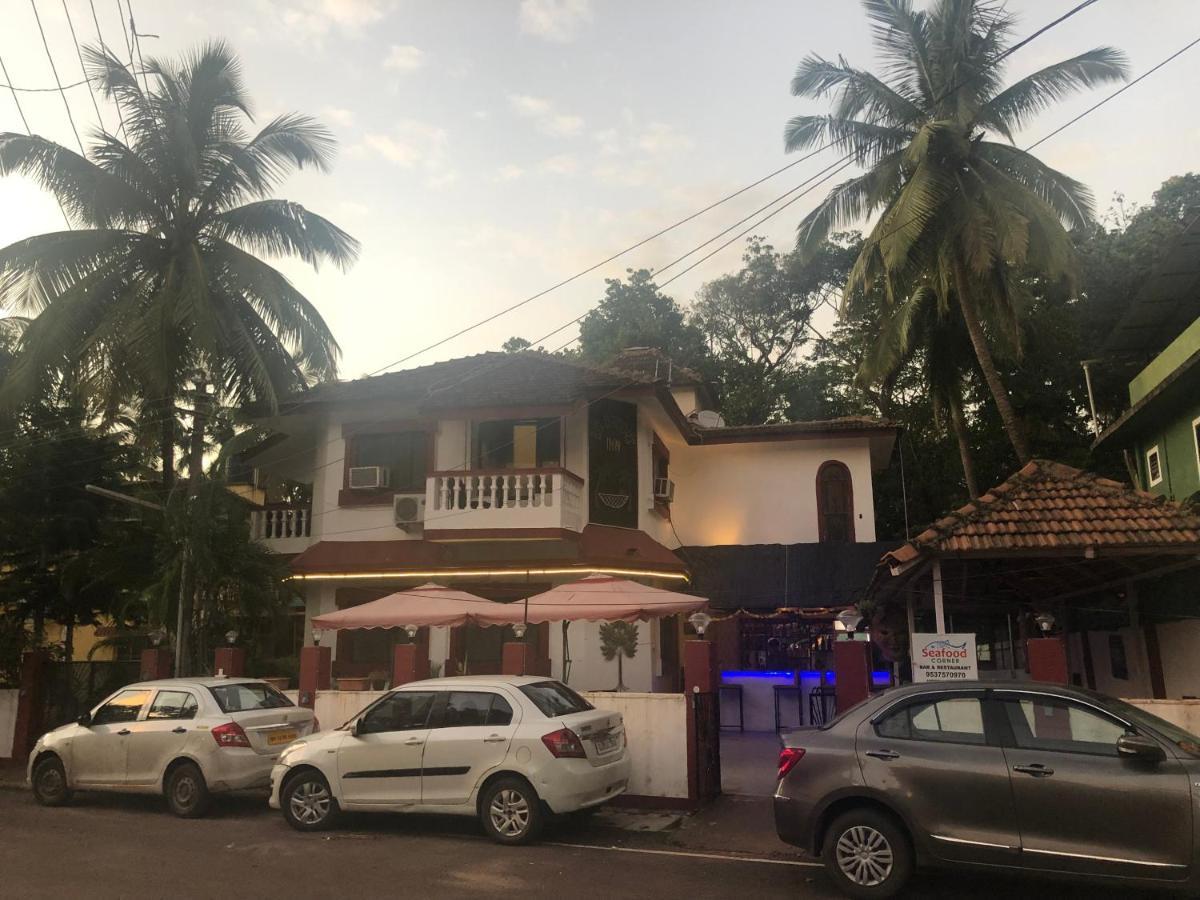 Big Daddy'S Inn Candolim Exterior photo