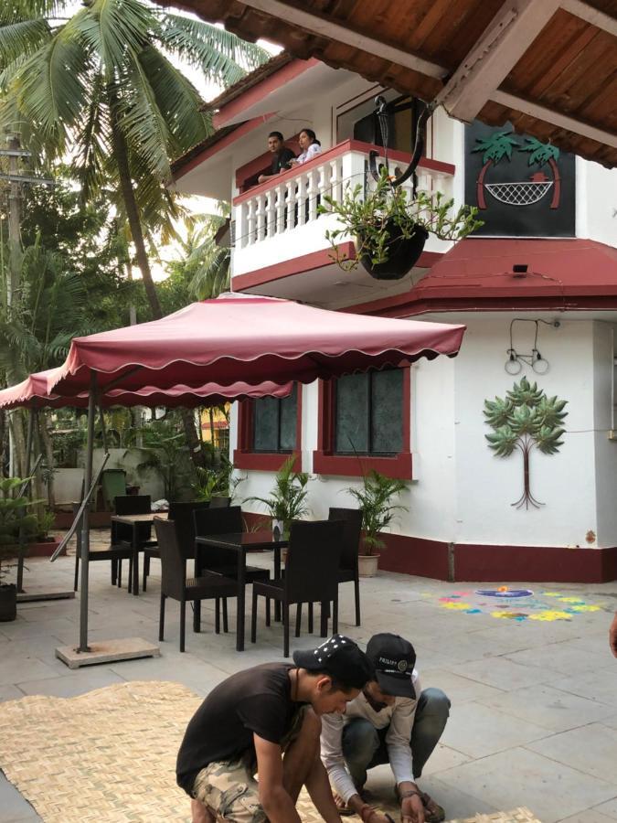 Big Daddy'S Inn Candolim Exterior photo